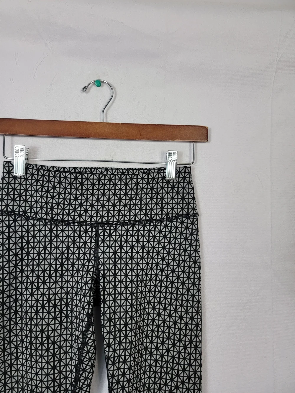 Lululemon Size 2 Wunder Under Leggings